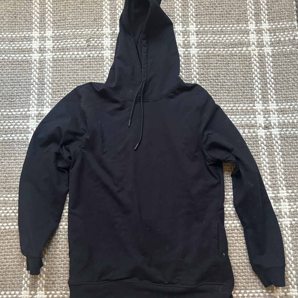 Cuts Clothing Men’s Hyperloop Hoodie in black